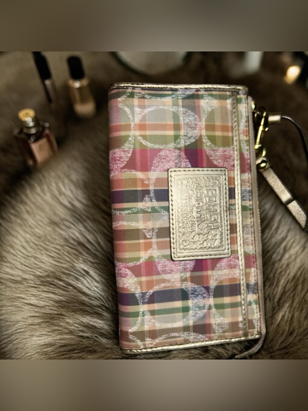 Vintage Coach Poppy Madras Tartan Plaid
Wallet Wristlet